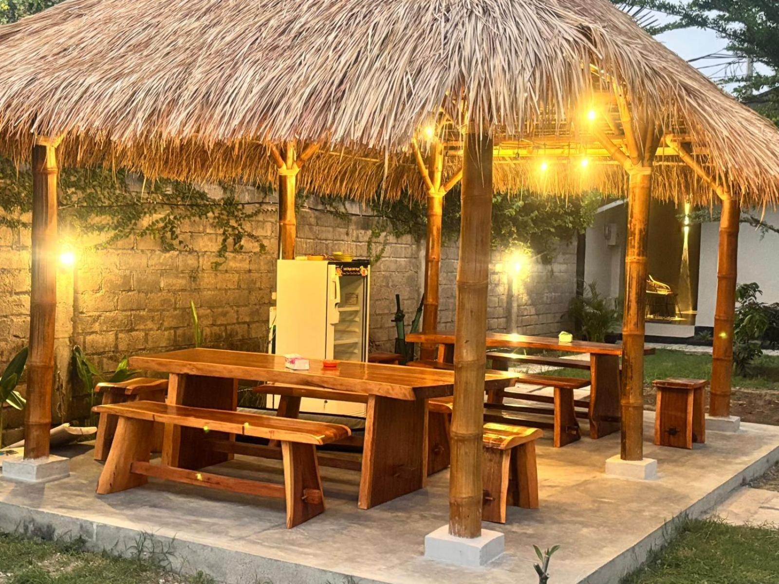 Qwank Kuta Lombok Lägenhet Exteriör bild